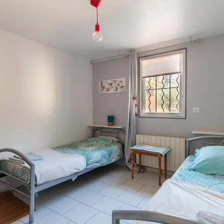 Feriehus Au Coeur De L'olivette - Climatisee Avec Piscine